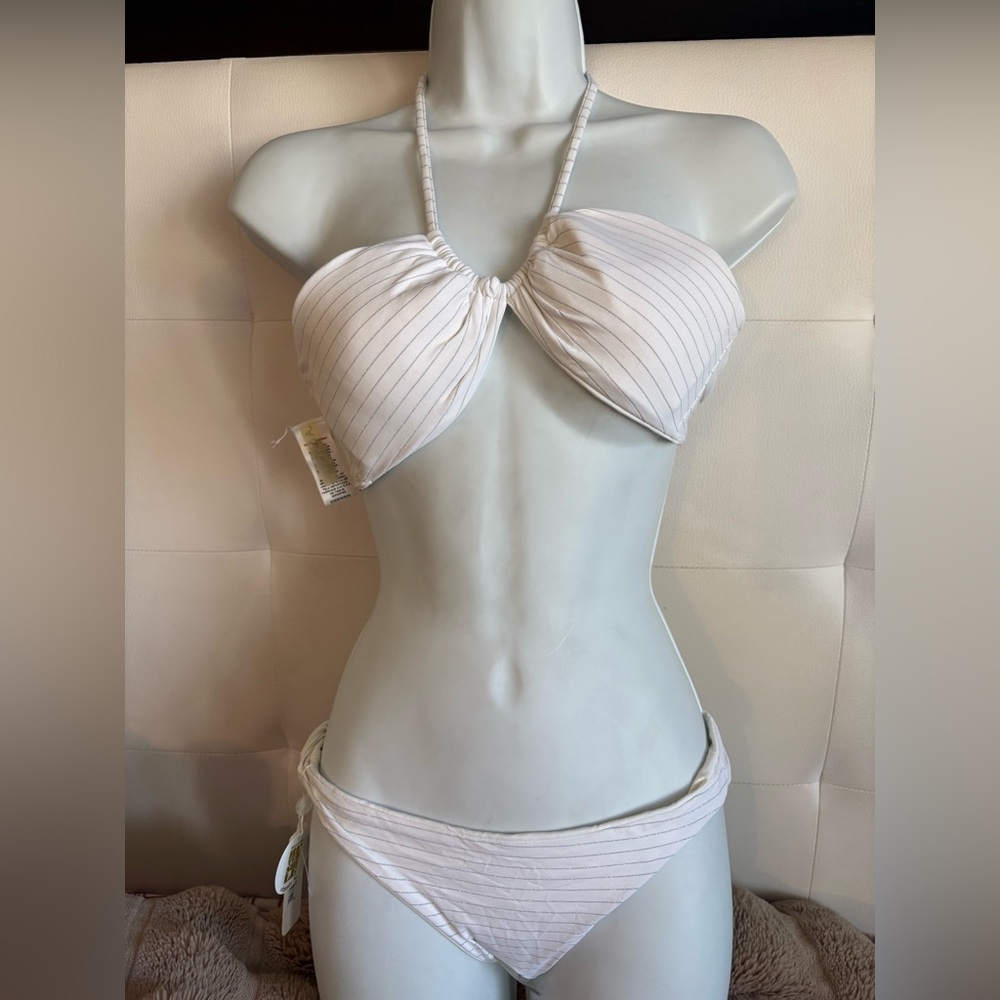 VITAMIN A. by AMAHLIA STEVENS BIKINI  Set Size 8 (M)  Reversible